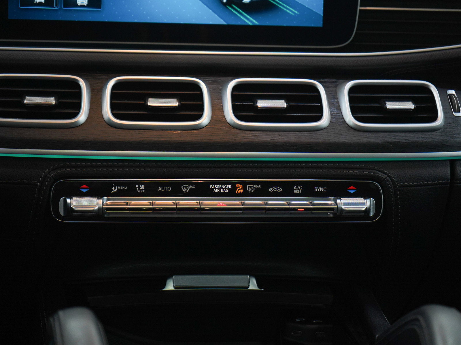 Used 2022 Mercedes-Benz GLS 450 4MATIC image 21