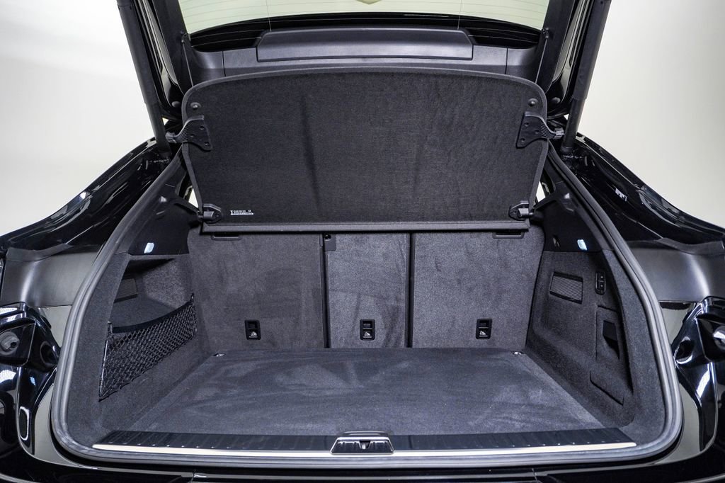 Certified 2025 Porsche Cayenne Coupe image 28