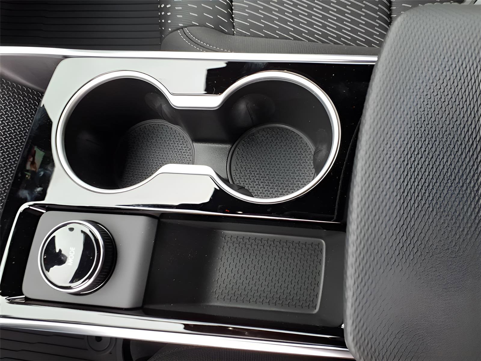 New 2026 Chevrolet Equinox LT w/ Safety and Technology Package image 23