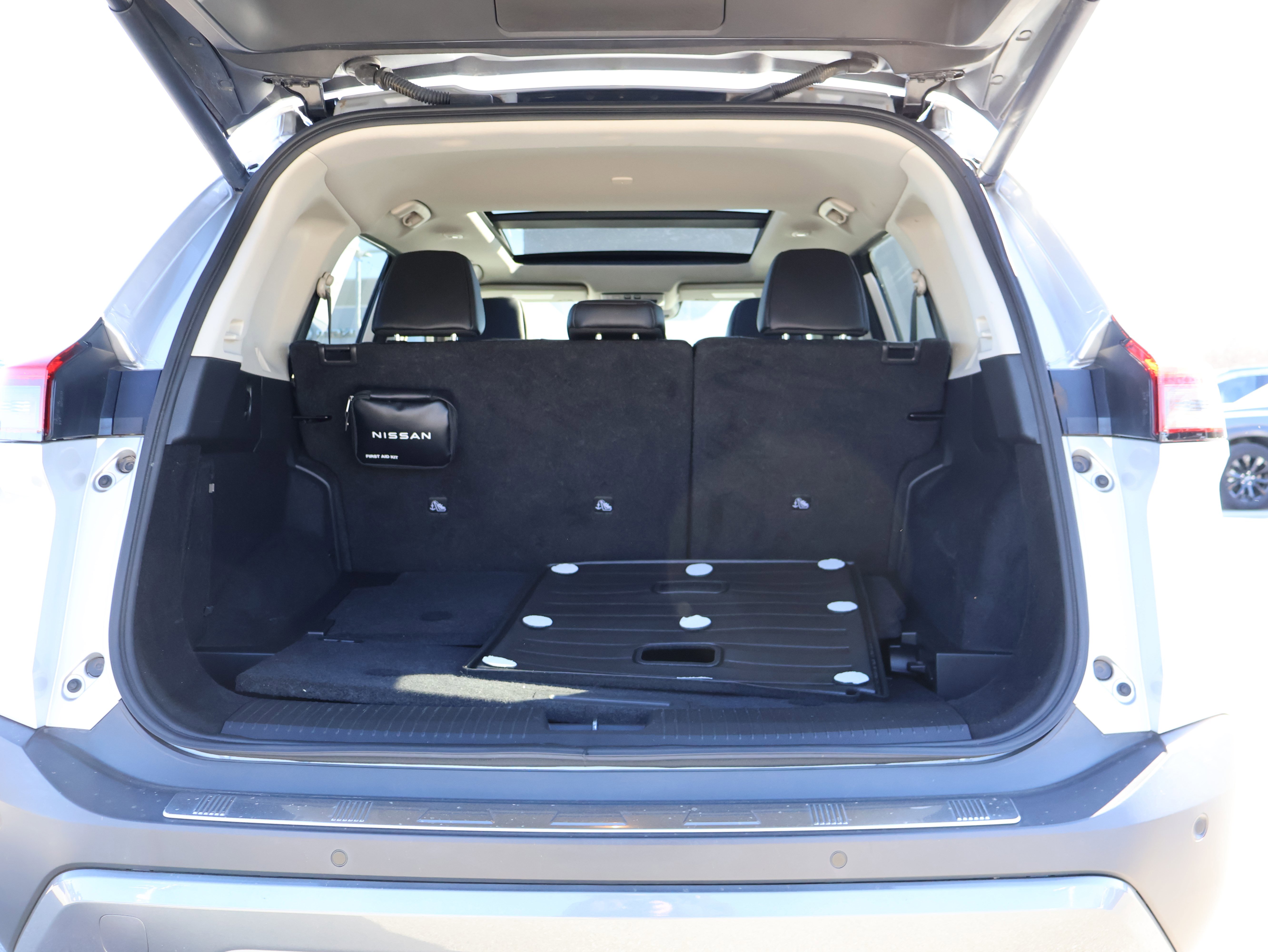 Used 2022 Nissan Rogue SL image 18