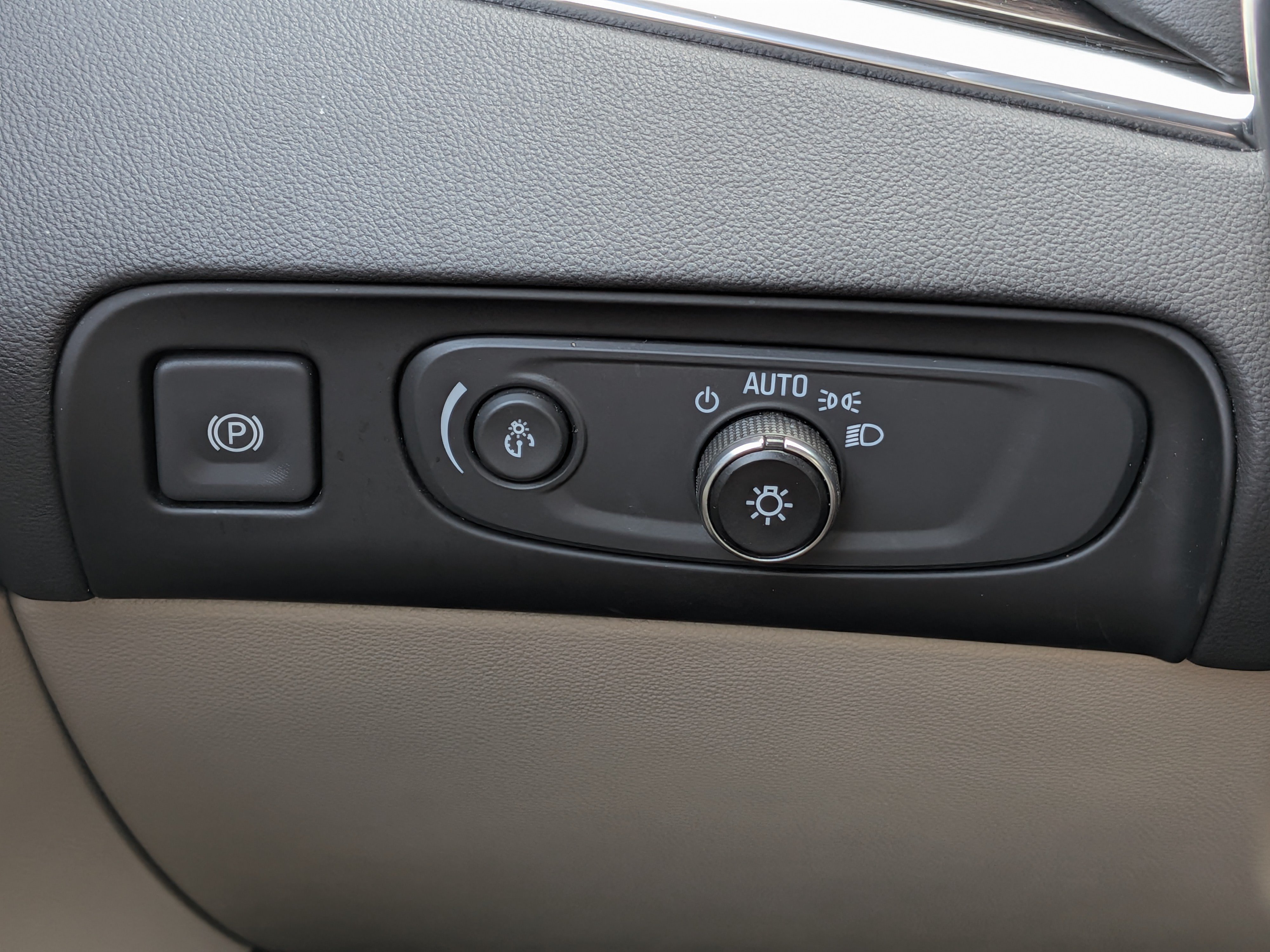 Certified 2019 Buick Enclave Premium FWD image 24