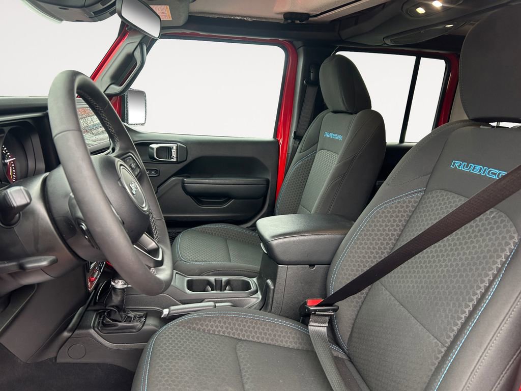 Used 2025 Jeep Wrangler Unlimited Rubicon 4xe w/ Safety Group image 9