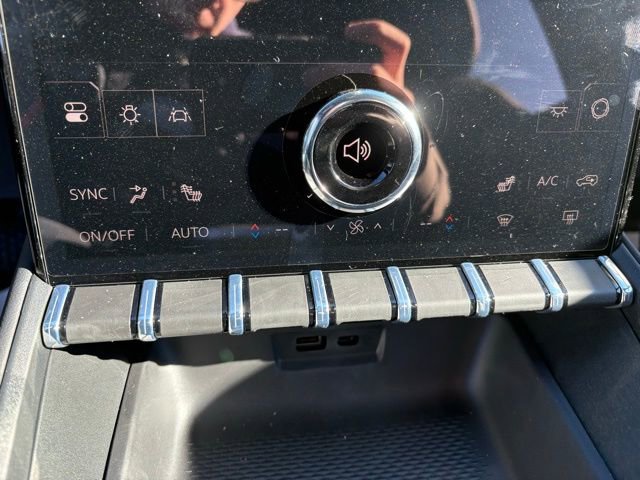 New 2026 GMC Terrain Elevation w/ Elevation Premium Package image 18