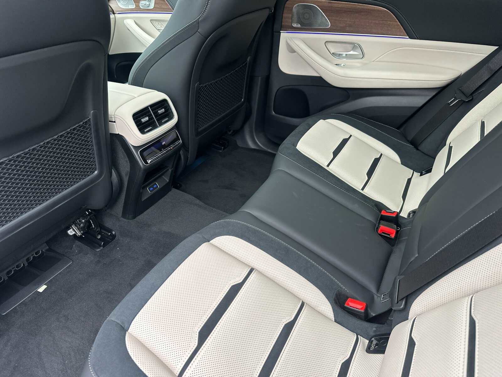 New 2026 Mercedes-Benz GLE 53 AMG 4MATIC image 12