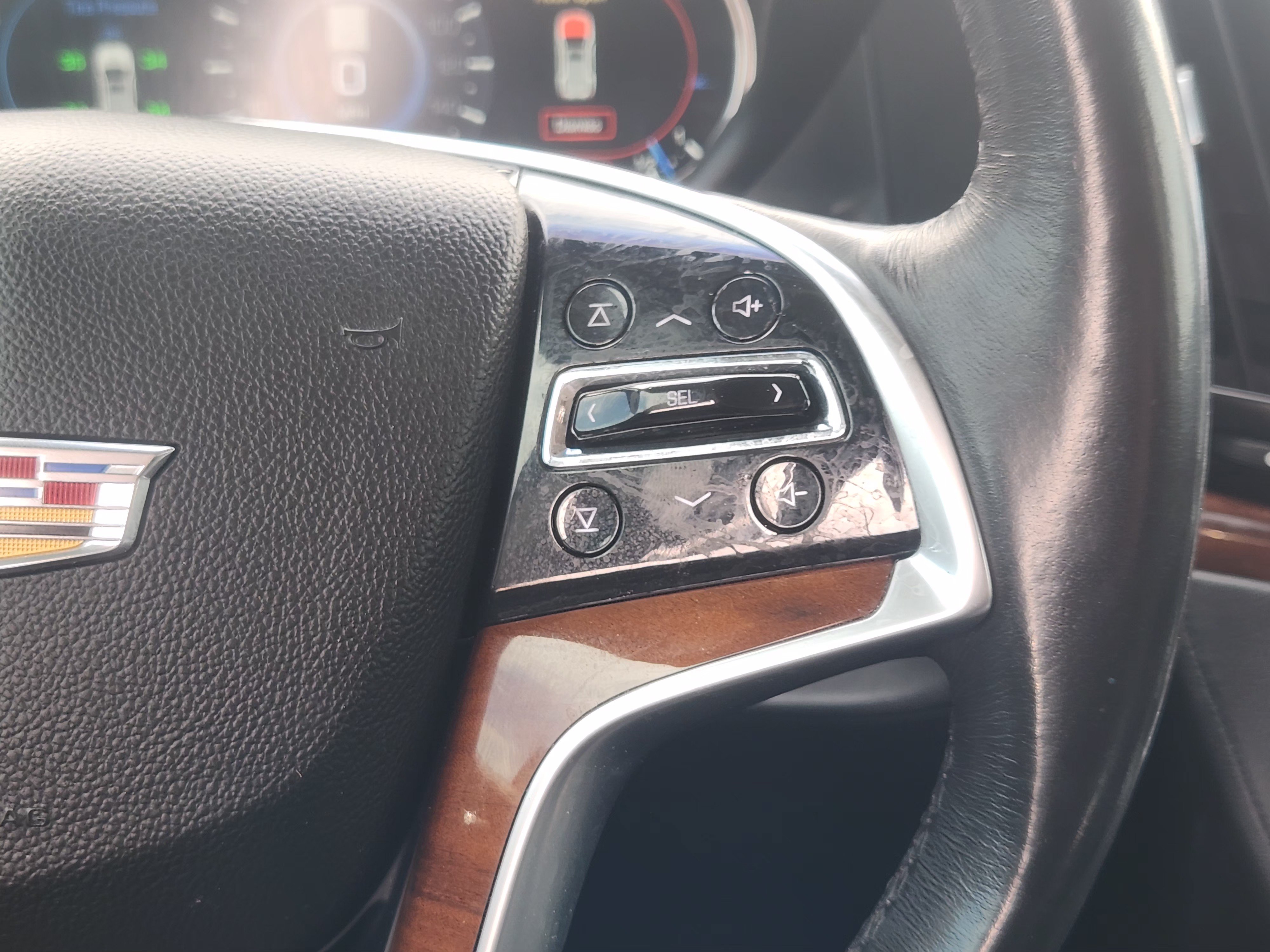Used 2019 Cadillac Escalade Luxury RWD image 29