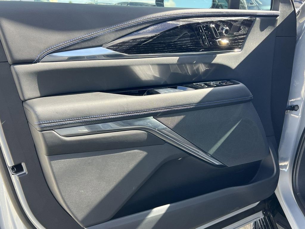 New 2026 Cadillac Escalade IQ Luxury 1 AWD/4WD image 9