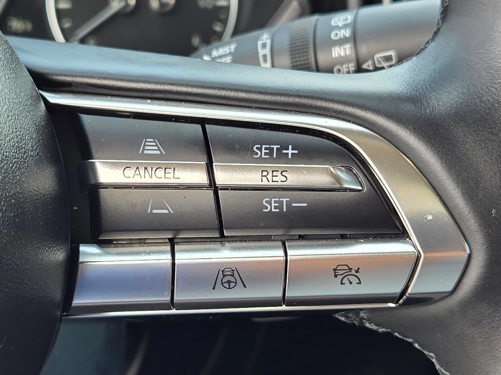 Certified 2025 MAZDA CX-50 AWD 2.5 Turbo w/ Accent Package image 32