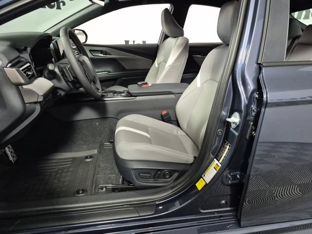 New 2026 Toyota Camry SE FWD image 9