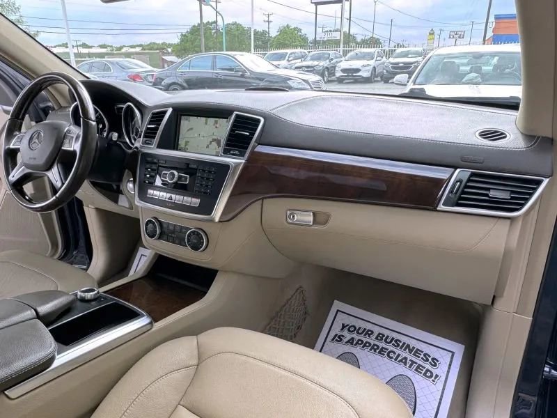 Used 2015 Mercedes-Benz ML 400 4MATIC image 48