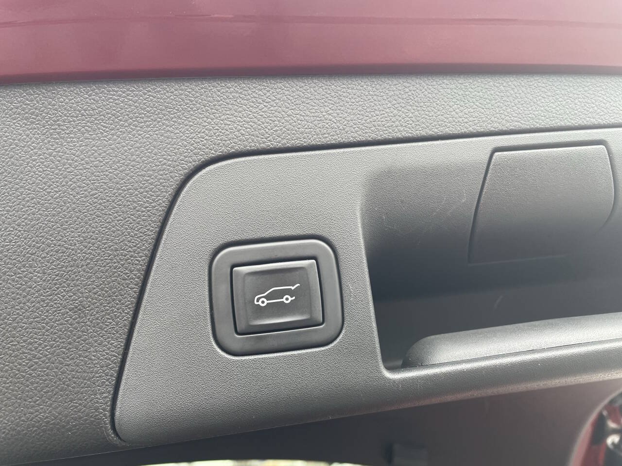Used 2023 Buick Envision Preferred FWD image 6