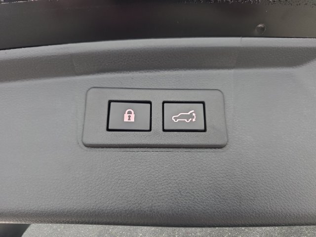 Used 2021 Subaru Outback Touring XT AWD/4WD image 34