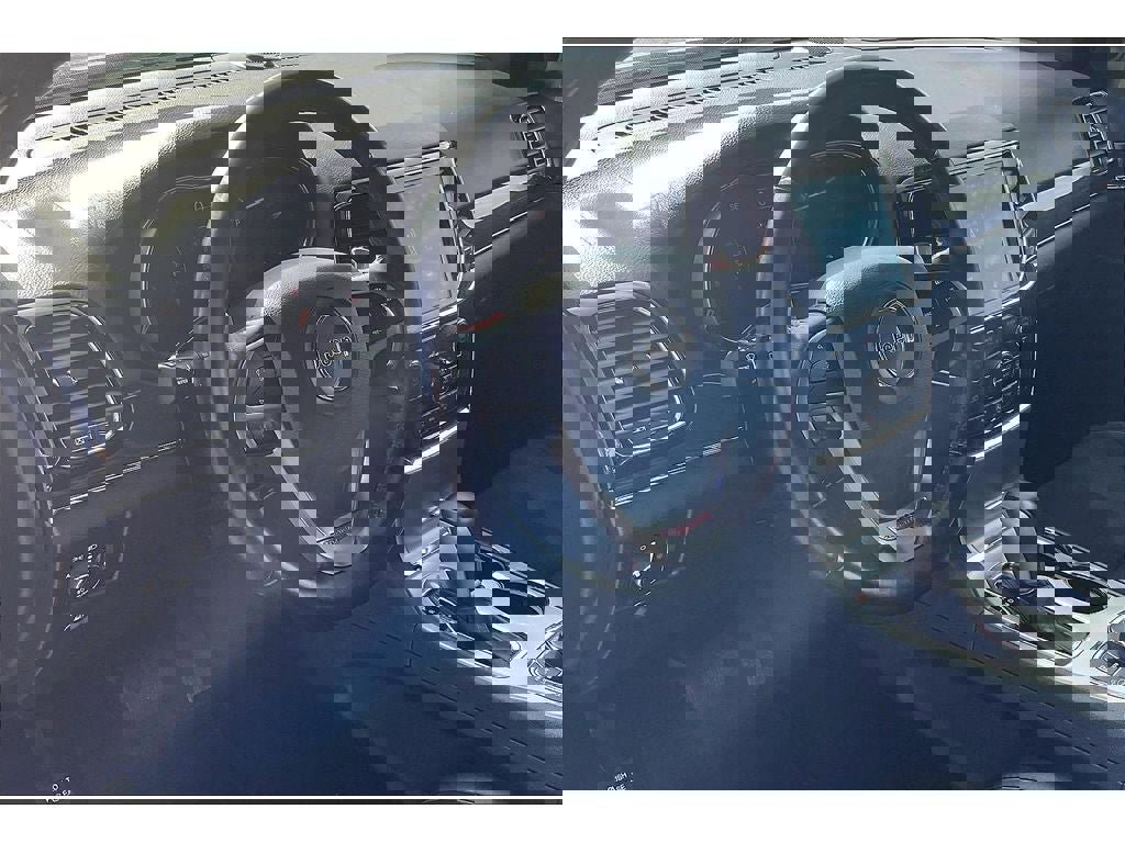 Used 2019 Jeep Grand Cherokee Trailhawk image 16