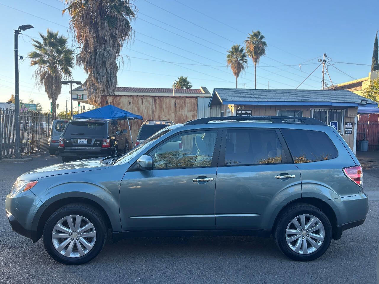 Used 2011 Subaru Forester 2.5X Premium w/ All-Weather Pkg image 8
