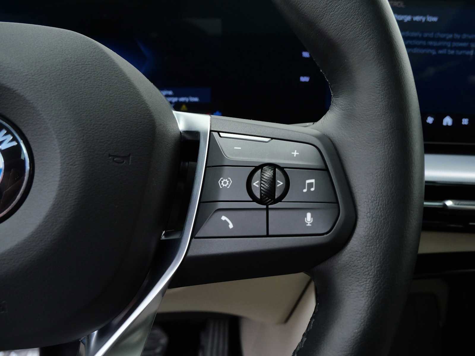 Used 2025 BMW X1 xDrive28i w/ Convenience Package image 27