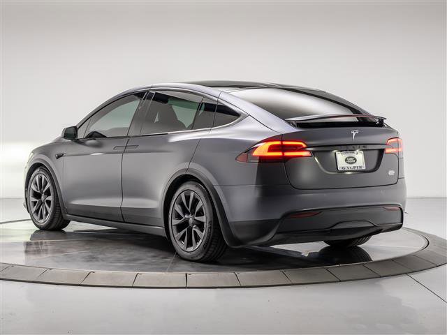 Used 2022 Tesla Model X Plaid image 3