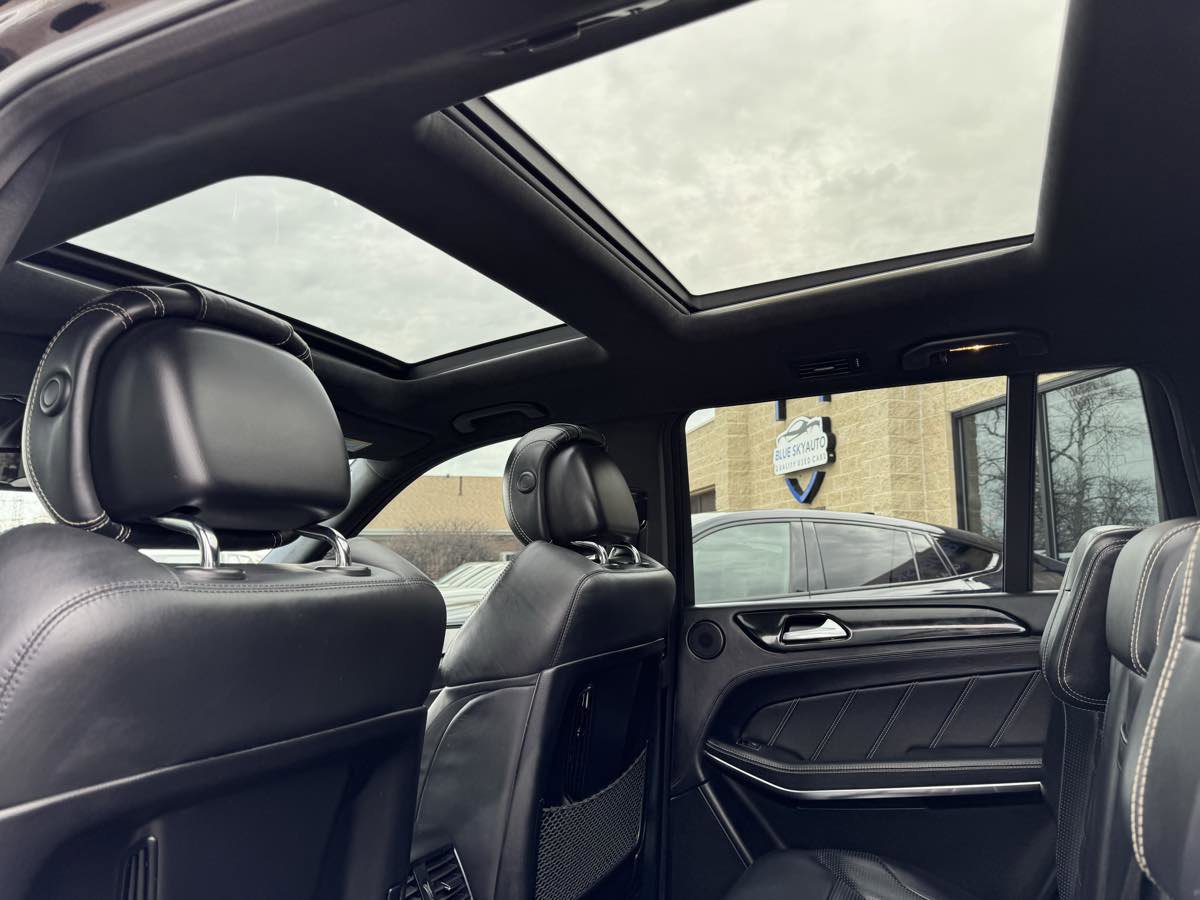 Used 2019 Mercedes-Benz GLS 63 AMG 4MATIC w/ AMG Night Styling Package image 48