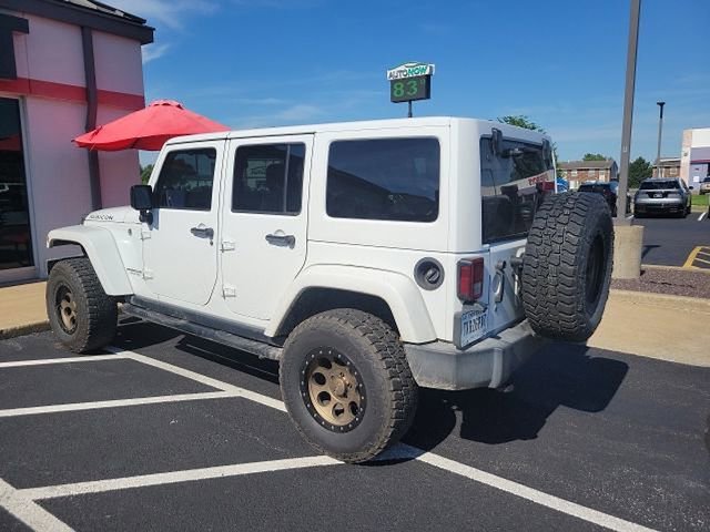 Used 2016 Jeep Wrangler Unlimited Rubicon w/ Dual Top Group AWD/4WD image 5
