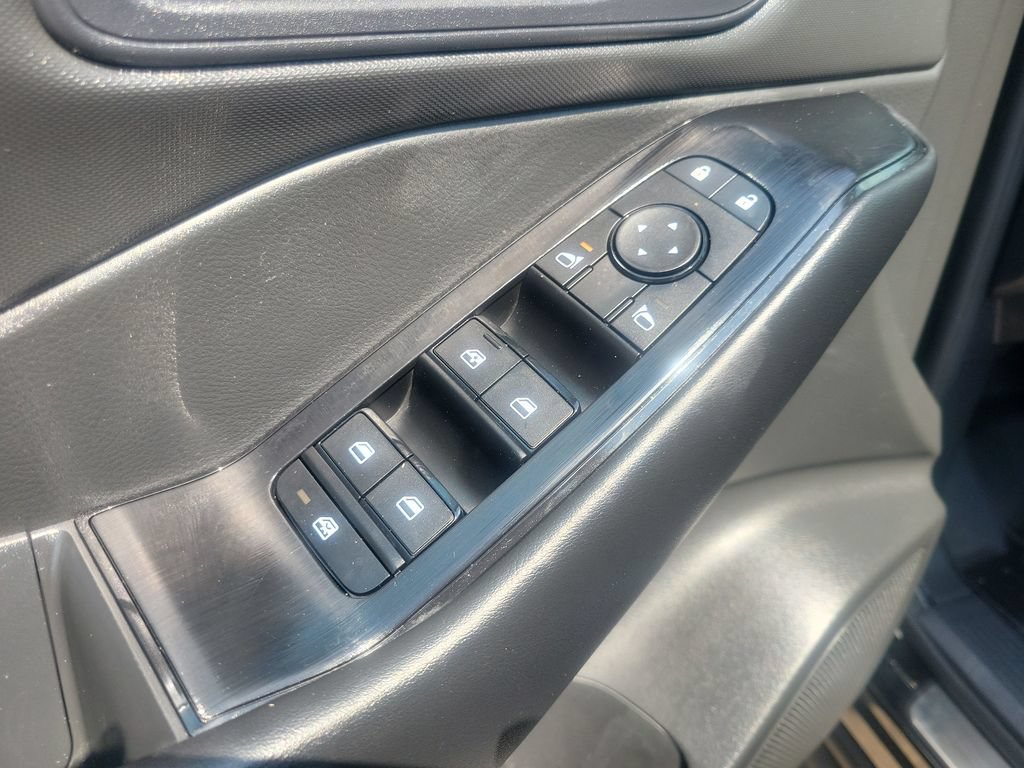 Used 2024 Nissan Rogue S FWD image 13