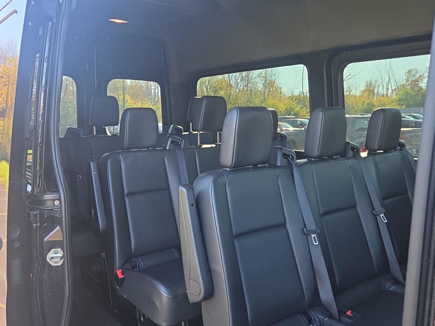 Used 2019 Mercedes-Benz Sprinter 2500 image 10