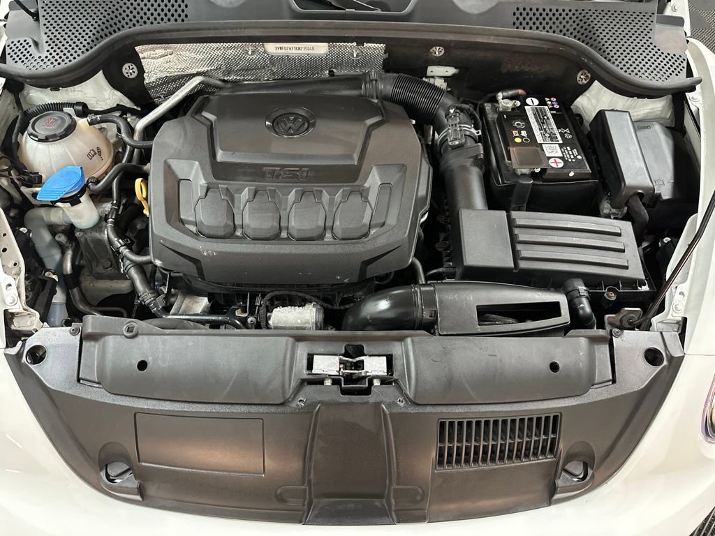 Used 2019 Volkswagen Beetle 2.0T S FWD image 32