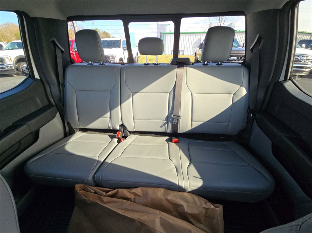 New 2025 Ford F550 4x4 Crew Cab Super Duty image 22