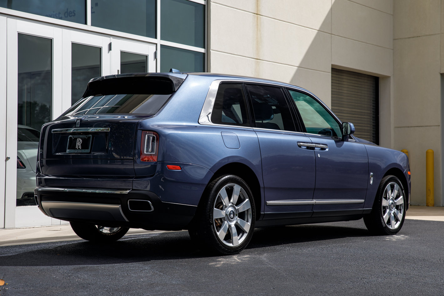 Certified 2019 Rolls-Royce Cullinan AWD/4WD image 13
