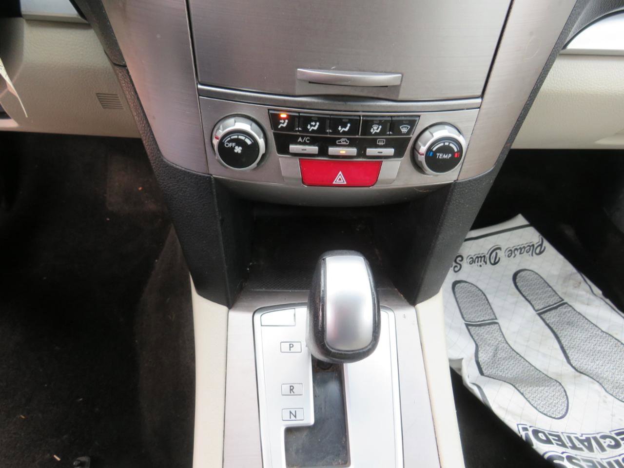 Used 2014 Subaru Outback 2.5i Premium w/ Moonroof Package image 16