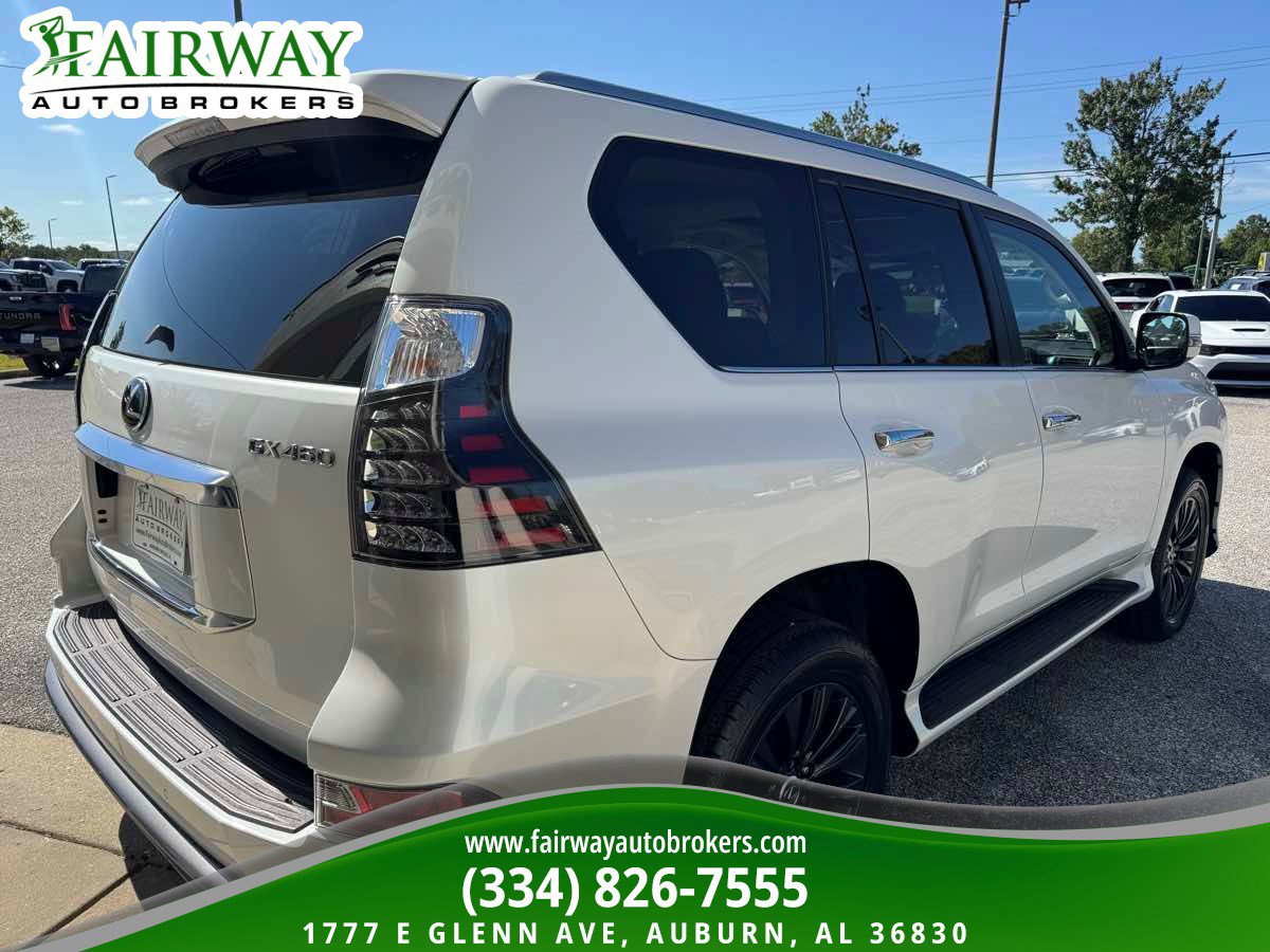 Used 2023 Lexus GX 460 Premium w/ Accessory Package AWD/4WD image 6
