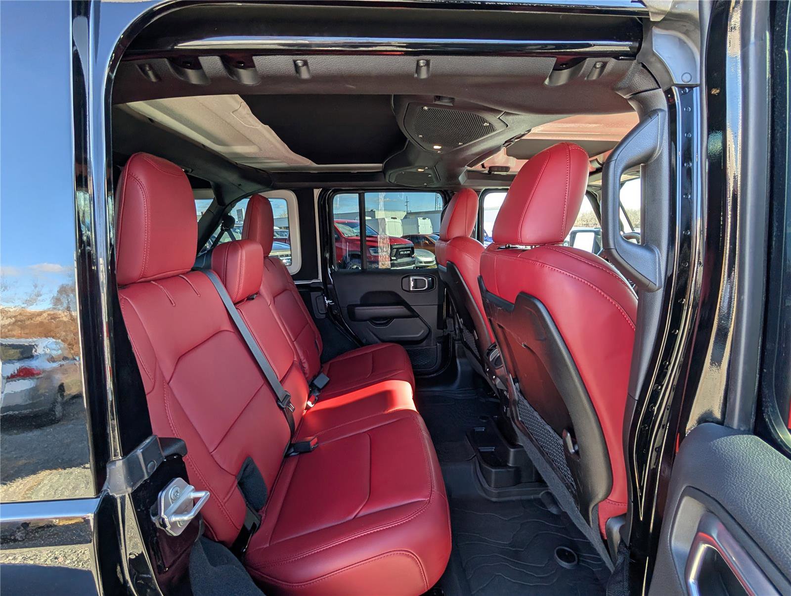 Used 2024 Jeep Wrangler Unlimited Rubicon 392 image 13