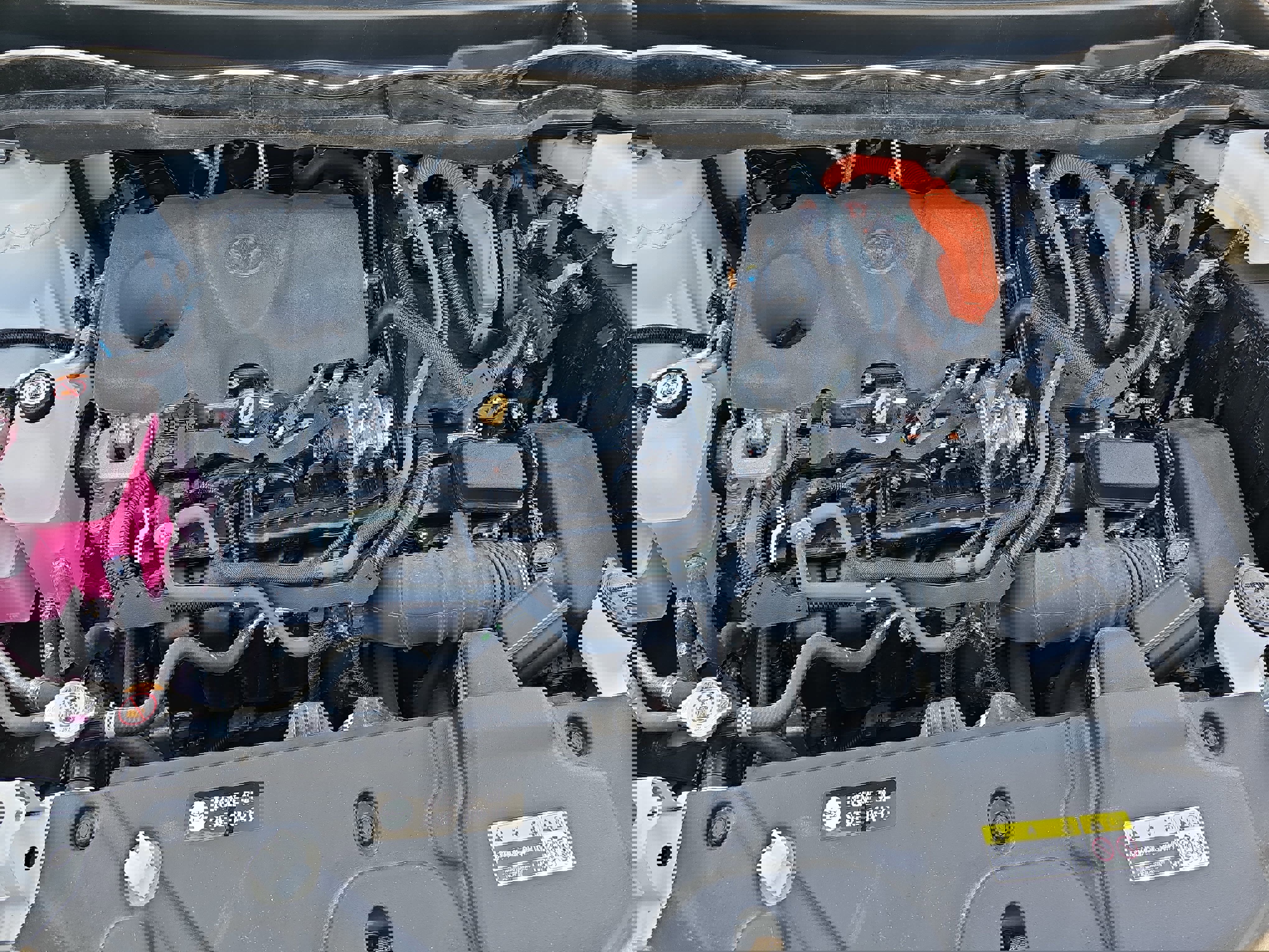 Used 2023 Toyota Sienna XSE image 32