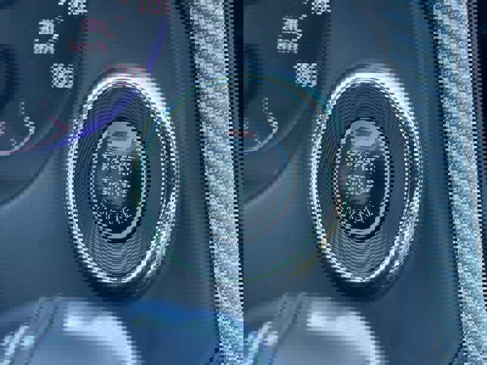 Used 2017 INFINITI Q60 Red Sport 400 image 30