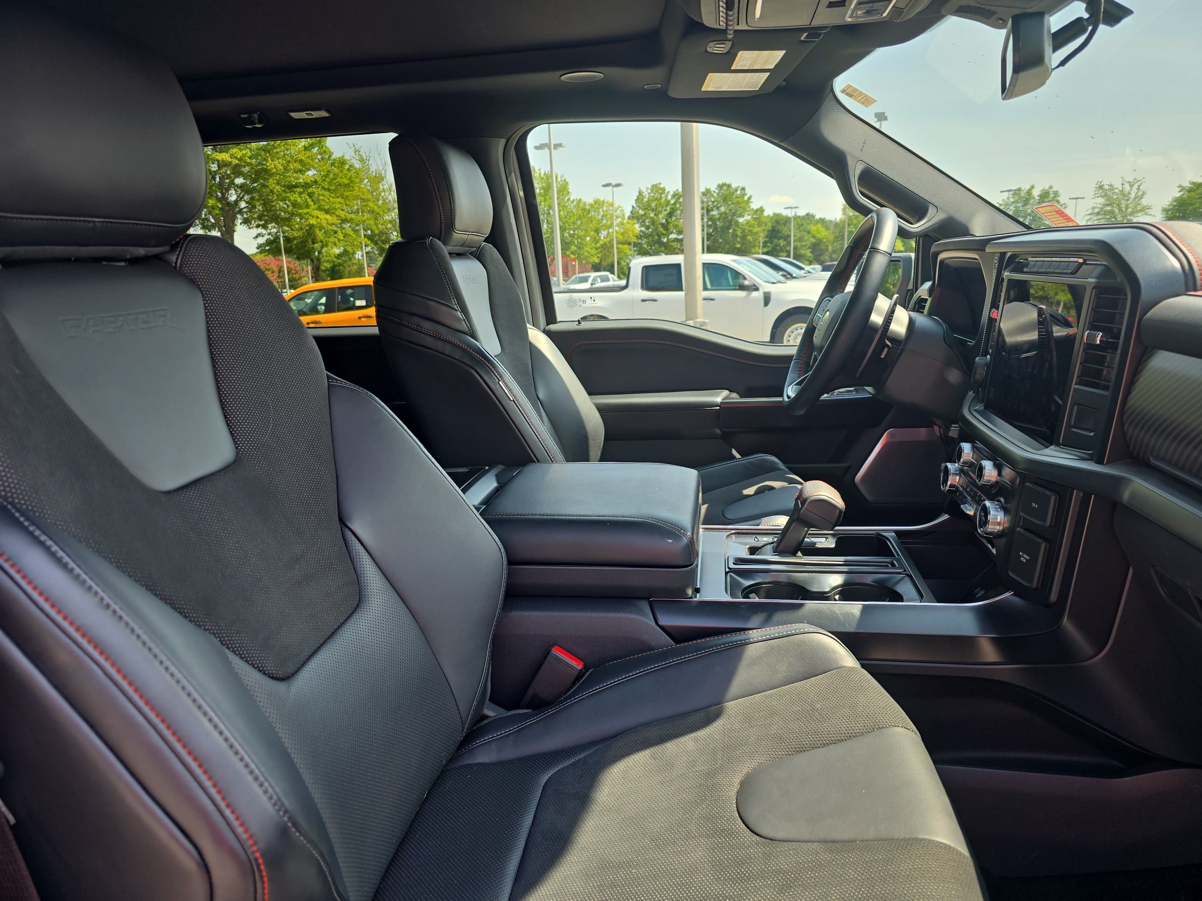 Used 2024 Ford F150 Raptor AWD/4WD image 10