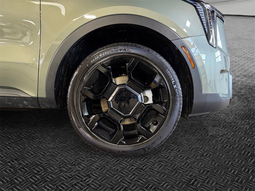 Certified 2025 Kia Sorento X-Line EX image 11