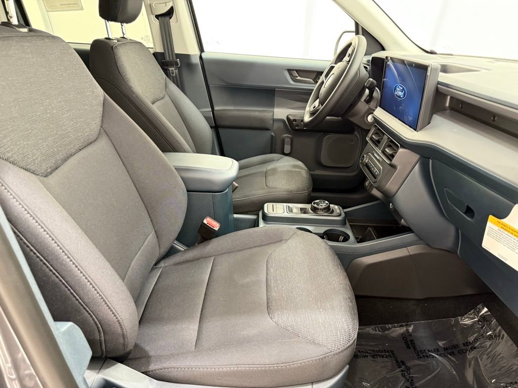 New 2025 Ford Maverick XL image 17