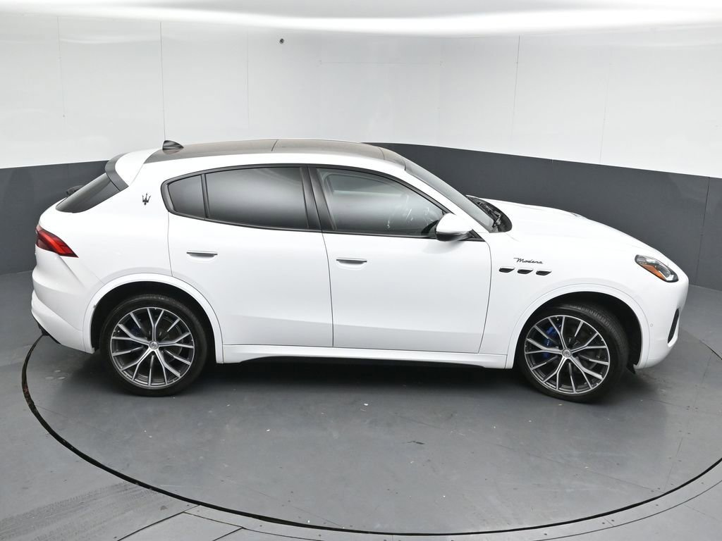 Used 2023 Maserati Grecale Modena image 41