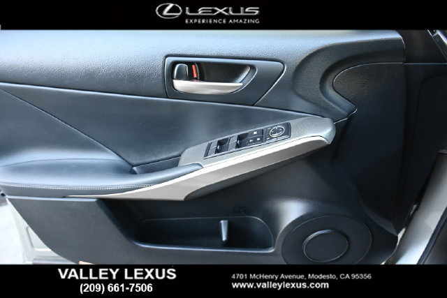 Used 2017 Lexus IS 200t F Sport w/ F Sport Package RWD image 12