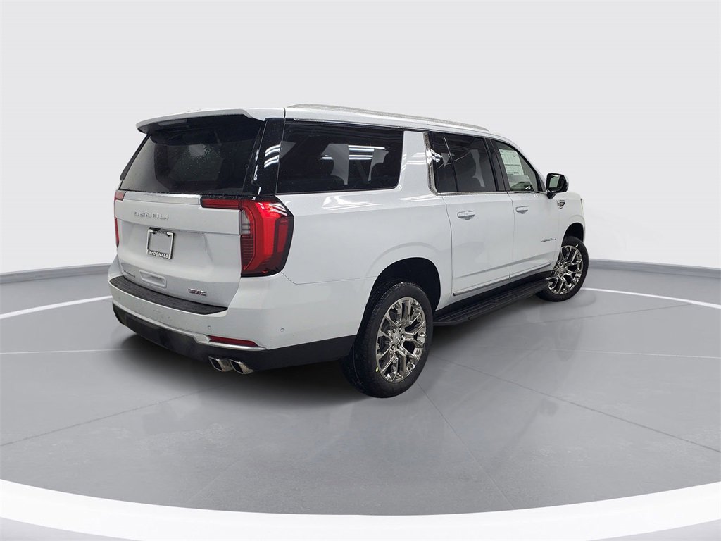 New 2026 GMC Yukon XL Denali w/ LPO, Floor Liner Package image 3