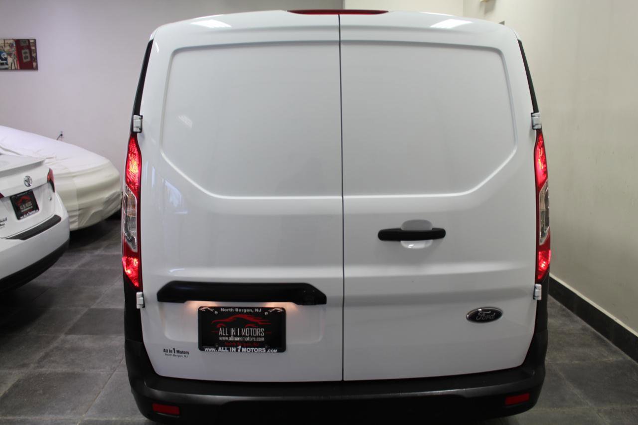 Used 2022 Ford Transit Connect XL image 5