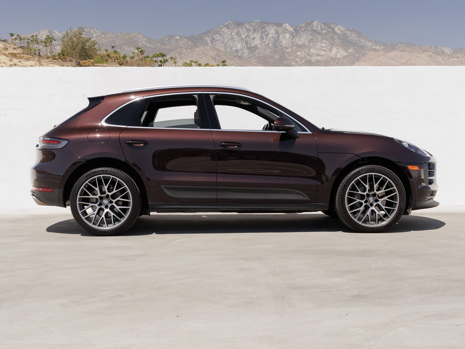 Certified 2021 Porsche Macan S AWD/4WD image 8