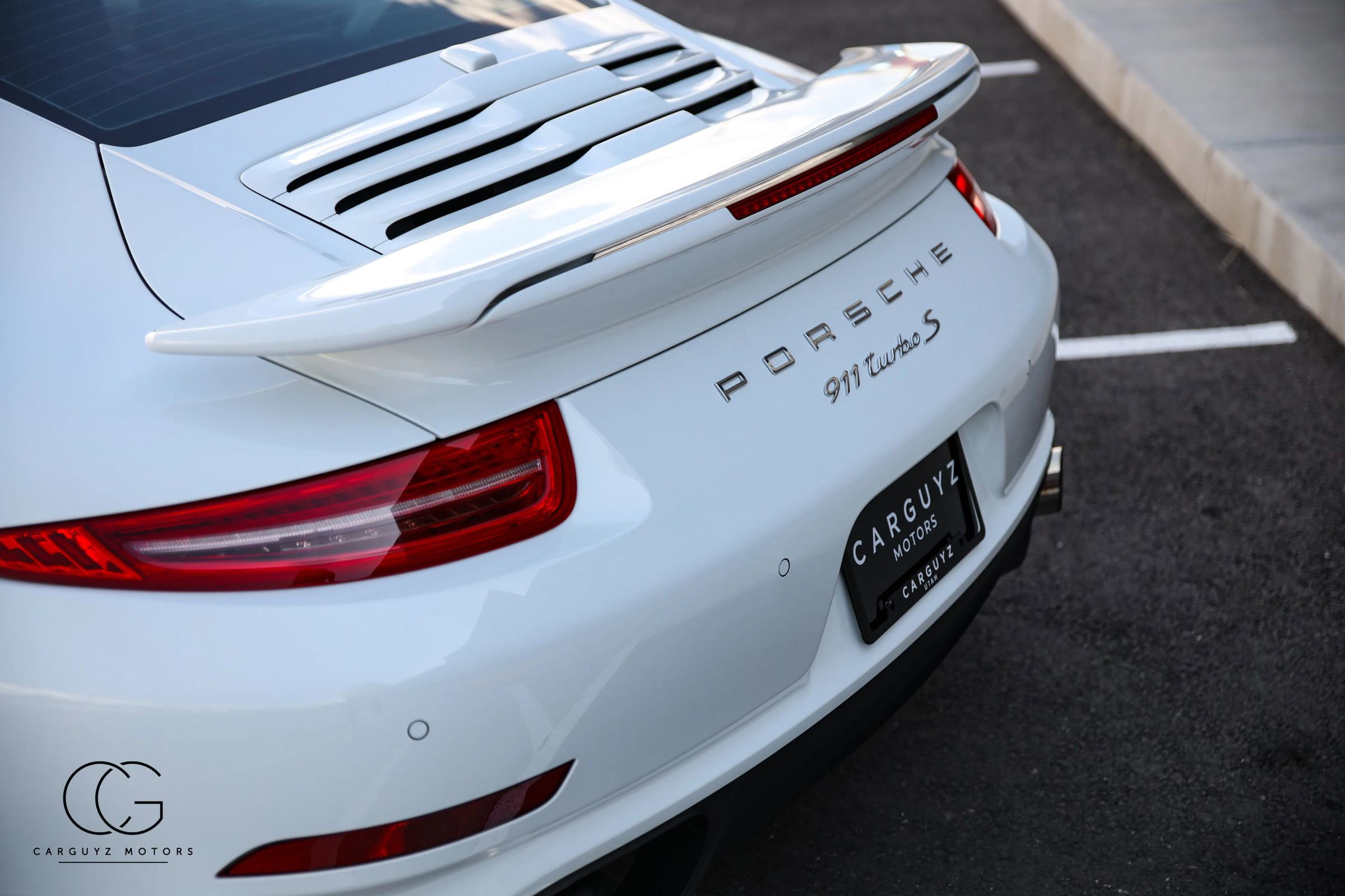 Used 2014 Porsche 911 Turbo S AWD/4WD image 12
