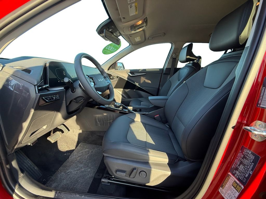 New 2025 Kia Niro EX w/ EX Cold Weather Package image 9