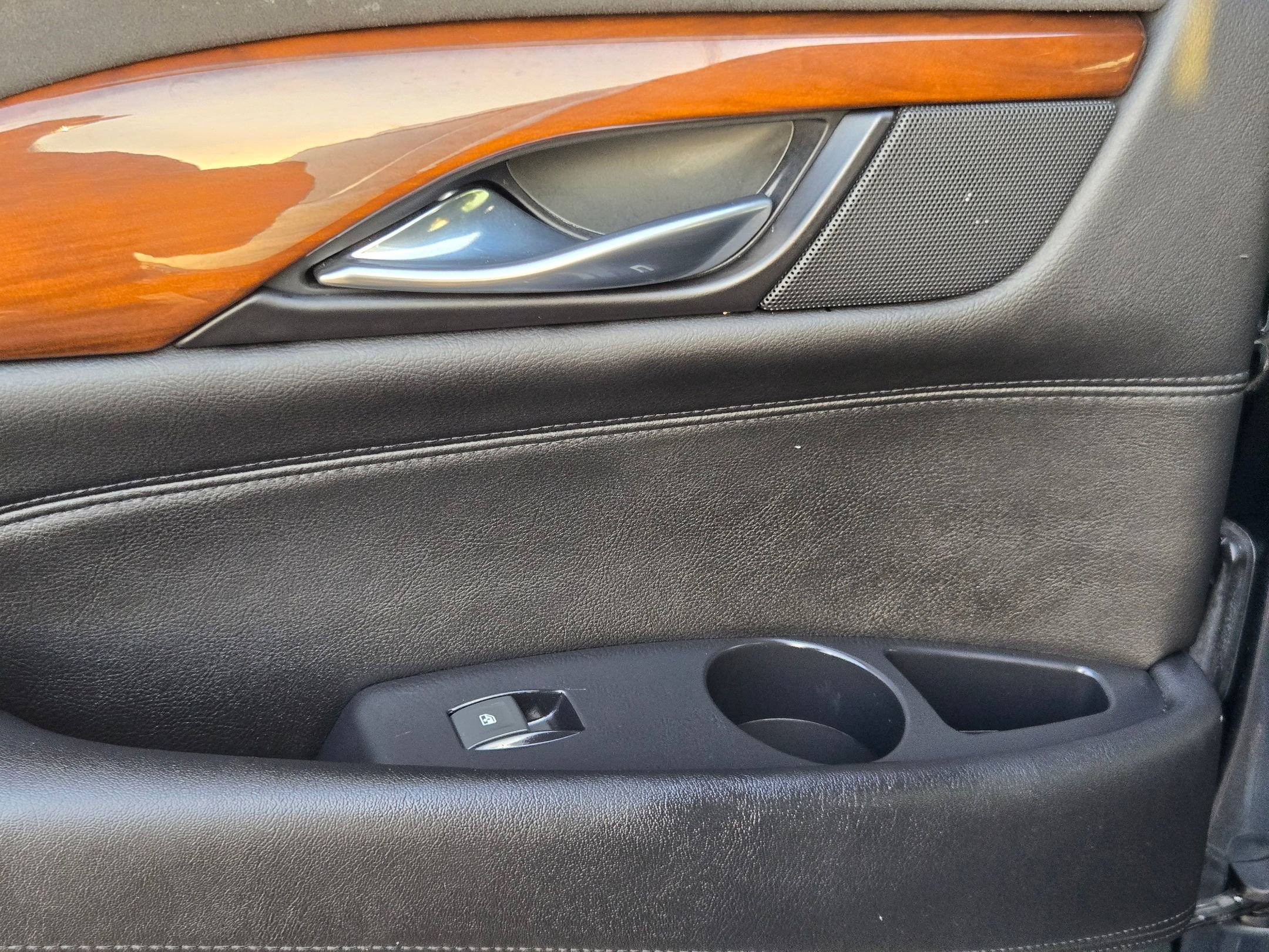 Used 2019 Cadillac Escalade Luxury image 36