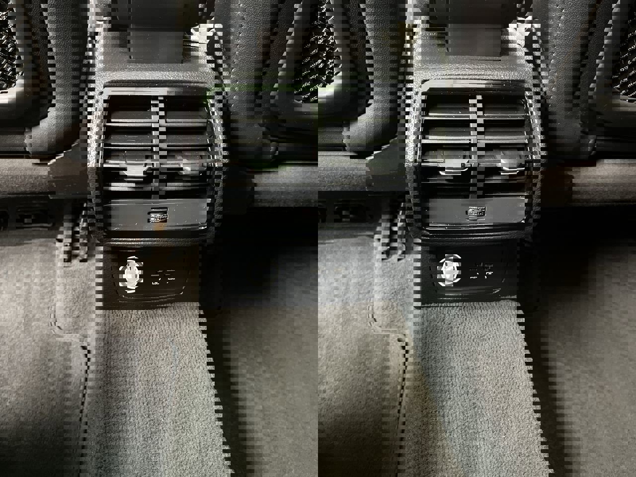 Used 2019 Audi Q3 2.0T Premium image 12