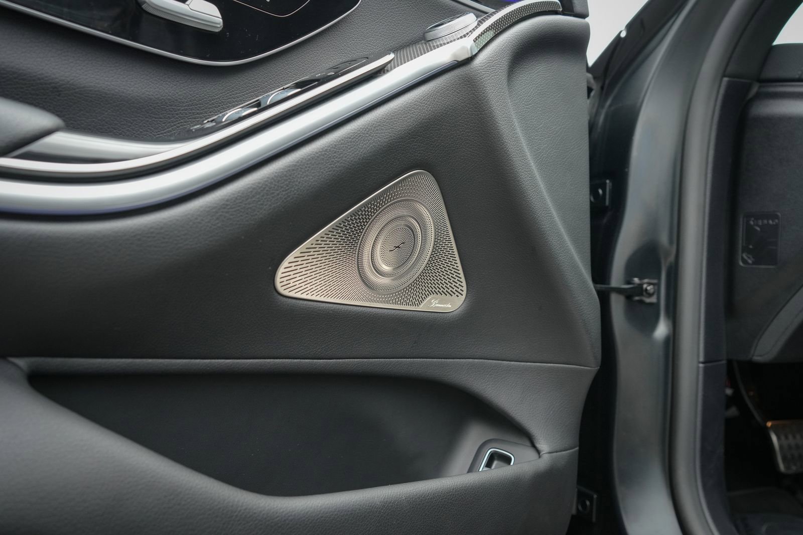 Used 2023 Mercedes-Benz S 580e S 580e w/ AMG Line image 29