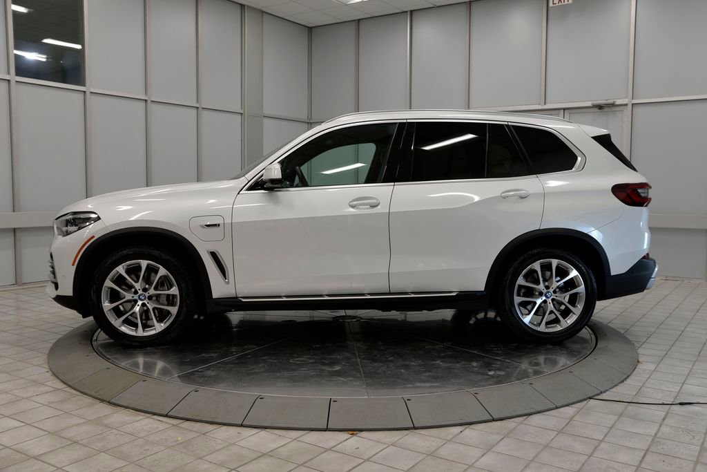 Used 2023 BMW X5 xDrive45e w/ Climate Comfort Package image 5