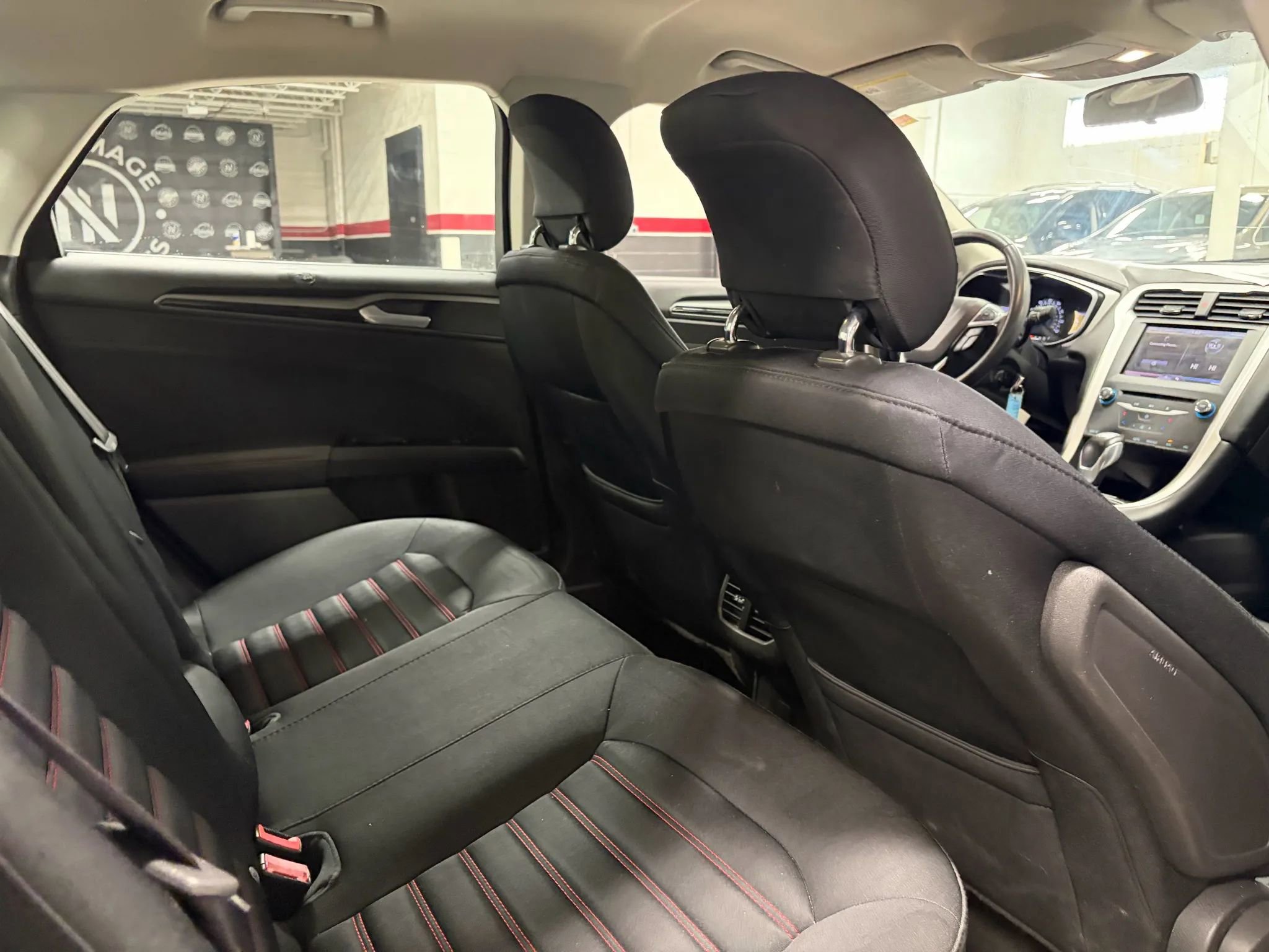 Used 2013 Ford Fusion SE image 25