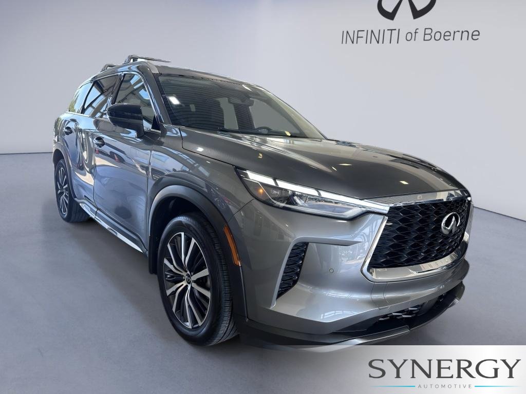 Certified 2025 INFINITI QX60 Sensory w/ Vision Package AWD/4WD image 3