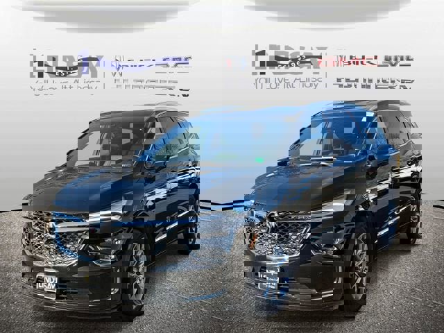 New 2024 Buick Enclave Avenir w/ Avenir Technology Package image 5