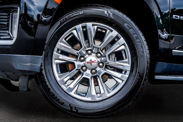 Used 2024 GMC Yukon XL Denali AWD/4WD image 51