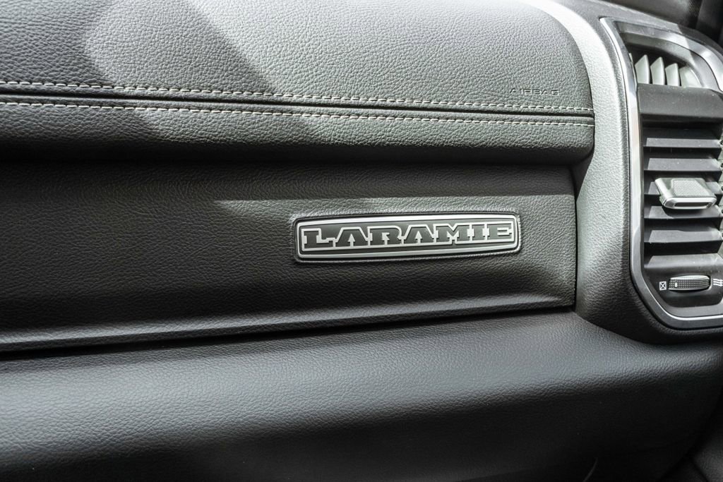 Used 2025 RAM 1500 Laramie AWD/4WD image 15